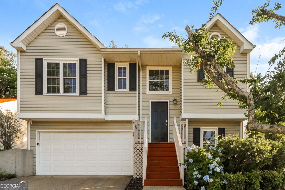 Foto principal - 2327 Wavetree Ln NW