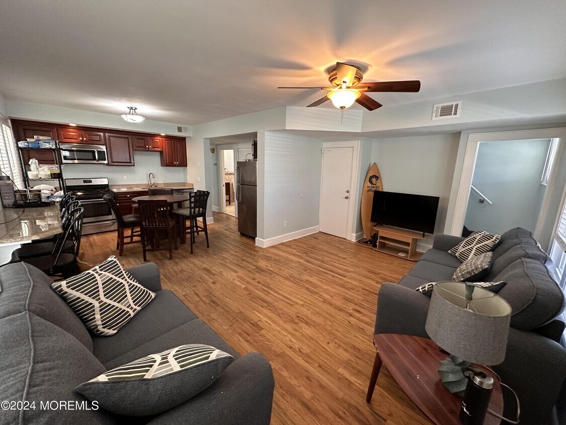 Foto principal - 203 16th Ave