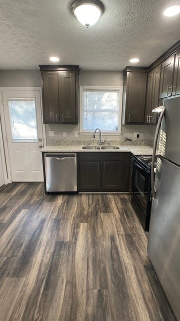 Building Photo - Newly Renovated Duplex for Rent