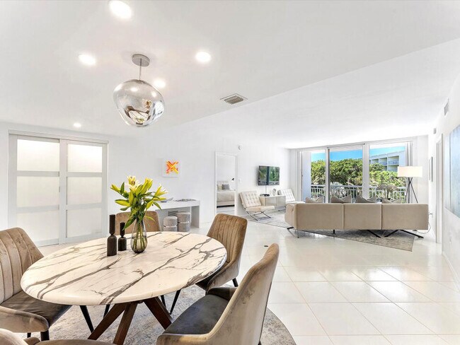 Foto del edificio - 2780 S Ocean Blvd