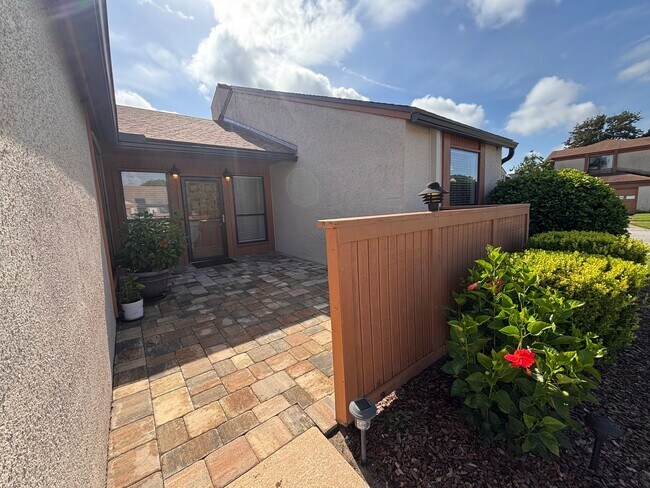 Foto del edificio - 7827 Fawn Brook Cir E