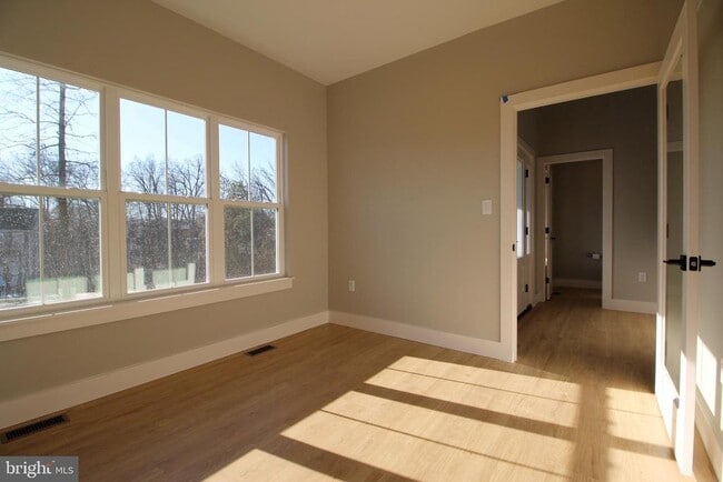 Foto del edificio - 224 Mill Race Dr