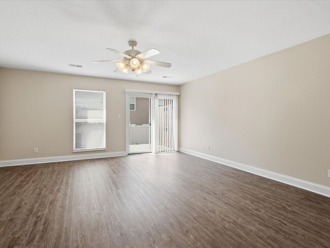Building Photo - 2430 Hallerins Ct
