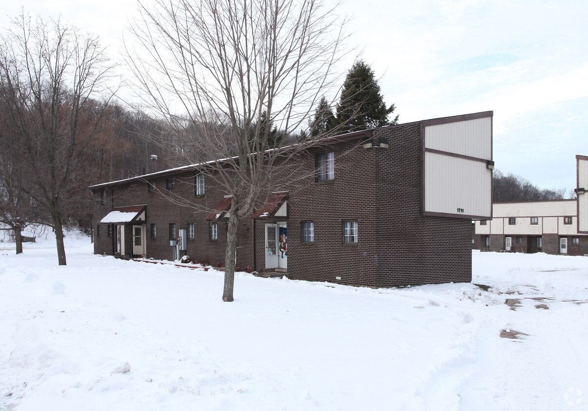 Building Photo - Truman Apartments