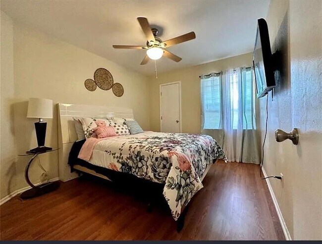 Foto del edificio - 7523 Mayland St