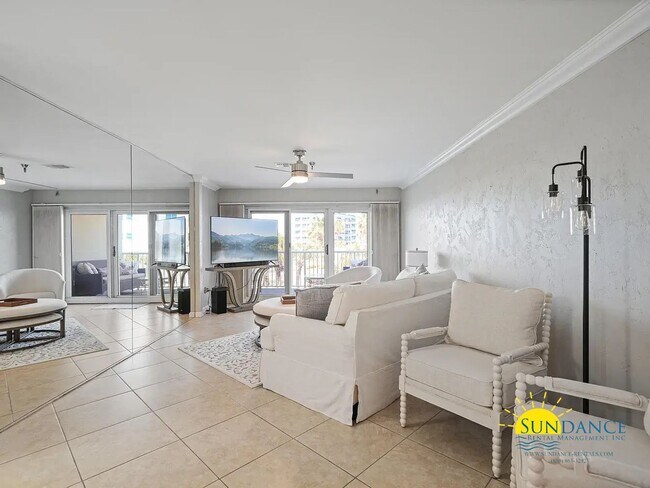Foto del edificio - Furnished Optional 2 Bedroom Home, Holiday Isle Waterfront Condo!