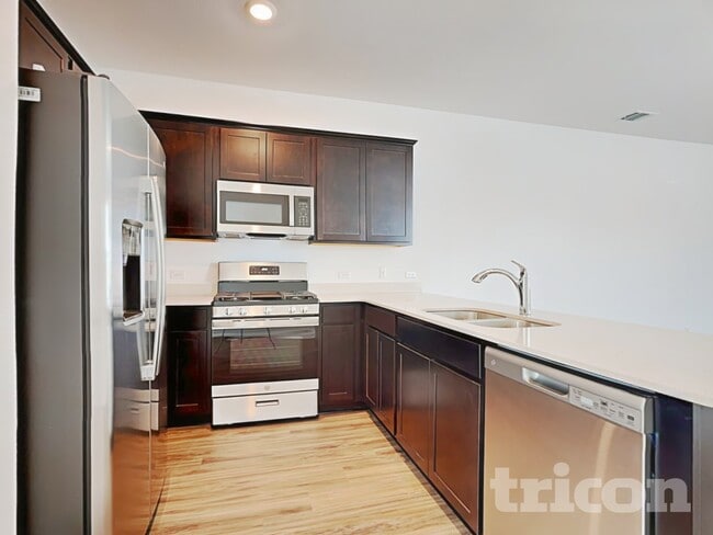 Building Photo - 108 Mica Trl