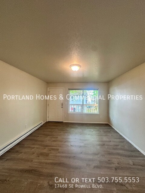 Building Photo - 17468 SE Powell Blvd
