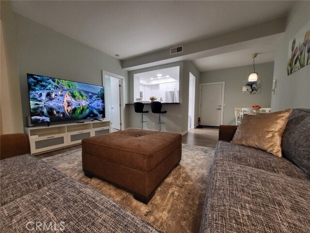 Foto principal - 2960 Belgrave Ave