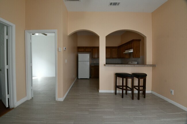 Foto del edificio - 5817 Gaston