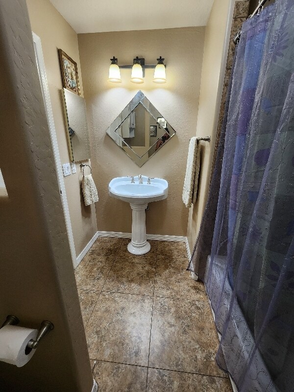 Foto del edificio - 12616 N 39th St