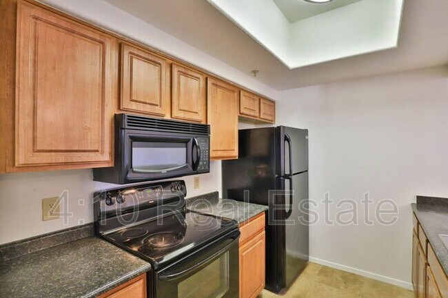 Foto del edificio - 3434 E Baseline Rd