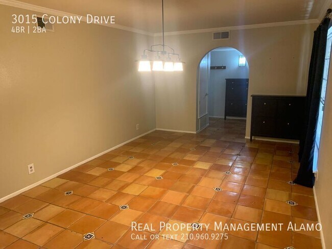 Building Photo - 3015 Colony Dr