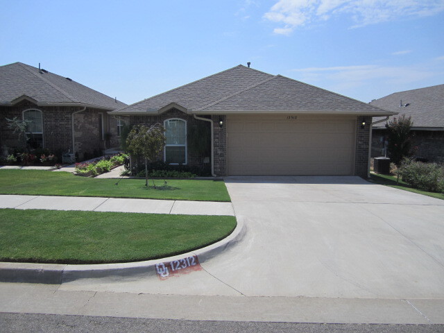 Primary Photo - 12312 SW 9th Terrace