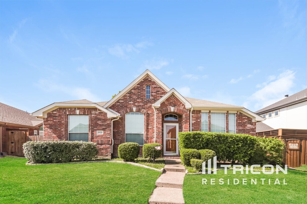 Foto principal - 5521 Rockwood Dr