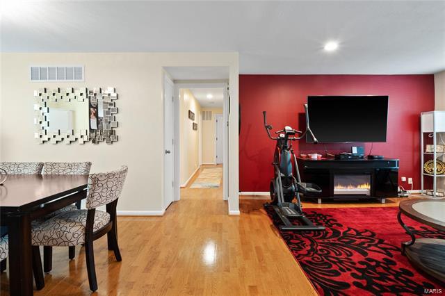 Foto del edificio - 1118 S Mason Rd