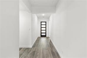 Foto del edificio - 619 Creekview Ln