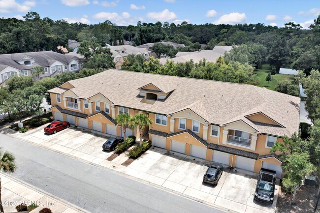 Building Photo - 4240 Migration Dr