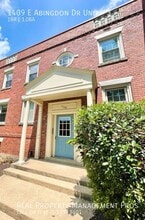 Building Photo - 1409 E Abingdon Dr