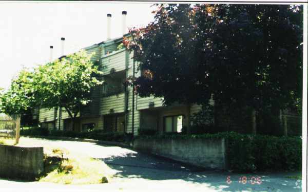 Building Photo - Greenlake North Apartments