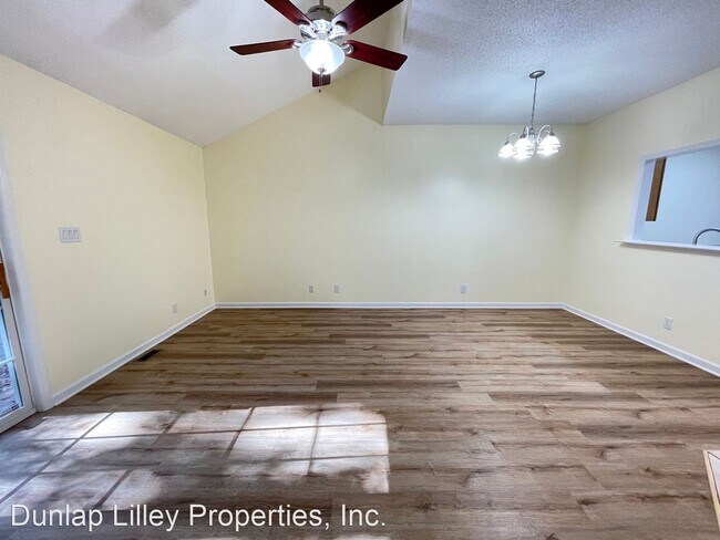 Building Photo - 3 br, 3 bath House - 202 A  Garden Street
