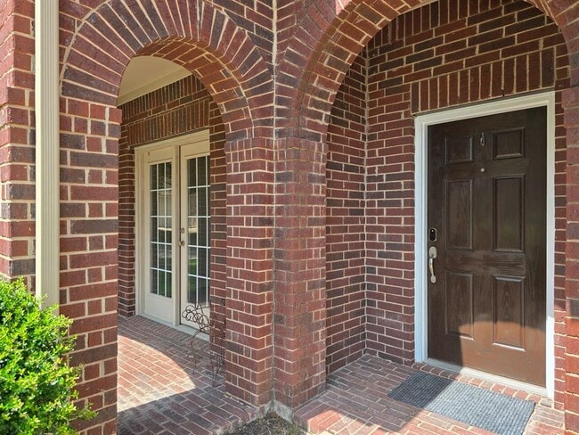 Building Photo - 508 Hidden Brook Ln