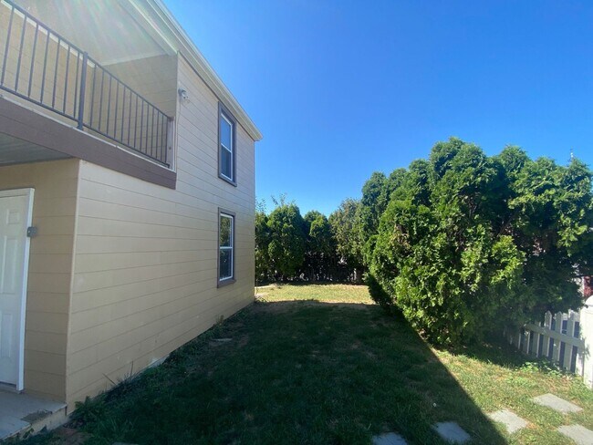 Building Photo - 3 Bedrooms, 1 Bath Home - Hanover School D...