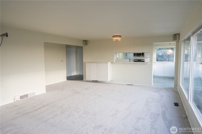 Foto del edificio - 3bd/1.75ba Bellevue Home