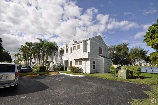 Building Photo - 3441 NW 44th St