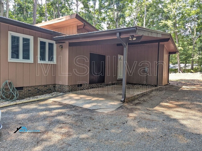 Building Photo - 111 Virginia Dr