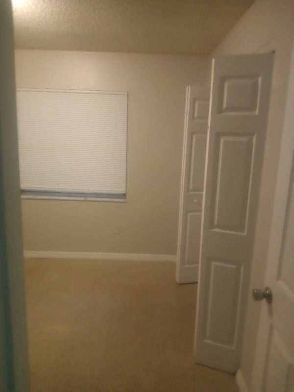 Foto del edificio - 2010 Birchwood Cir