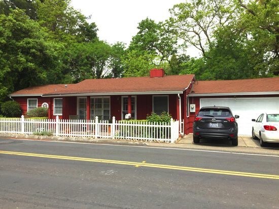 Primary Photo - 3564 Brook St