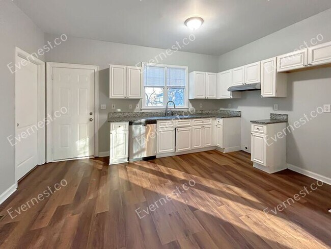 Foto del edificio - 142 Lawton St SW