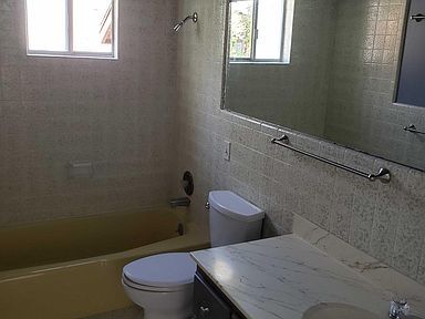 Bathroom - 729 E 300 S