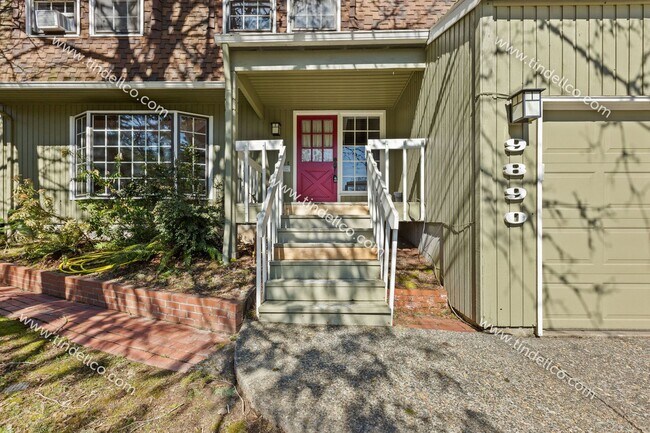 Foto del edificio - Charming Tigard home with Unmatched Charac...