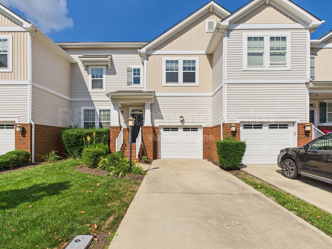 Foto principal - 656 Abbey Village Cir