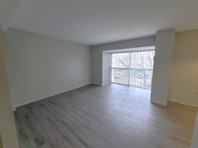 Building Photo - 48 Peninsula Pl