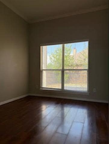 Building Photo - 213 Canterbury Dr