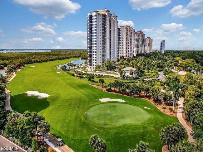 Foto del edificio - 4810 Pelican Colony Blvd