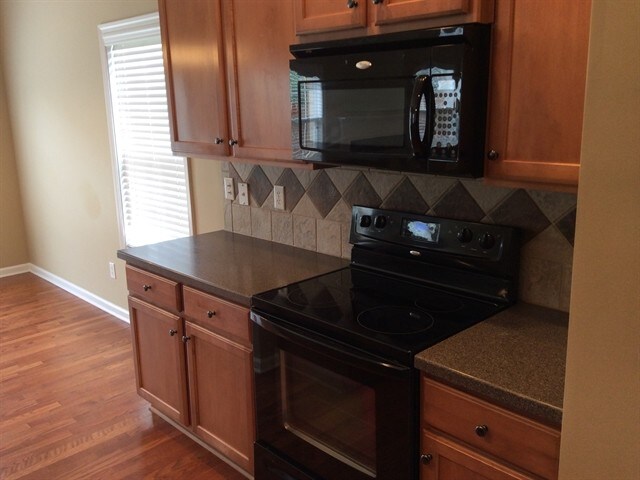 Foto del edificio - 3624 Willow Stone Lane