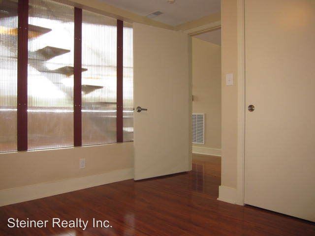 Building Photo - 1800 5th Ave