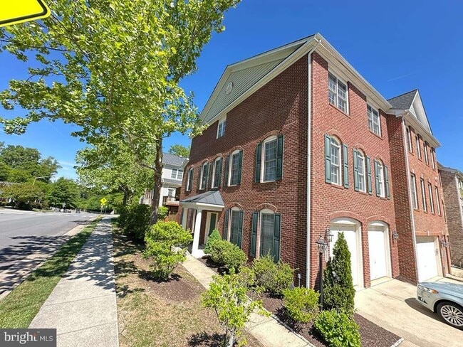 Photo - 8362 Millom Ct Townhome