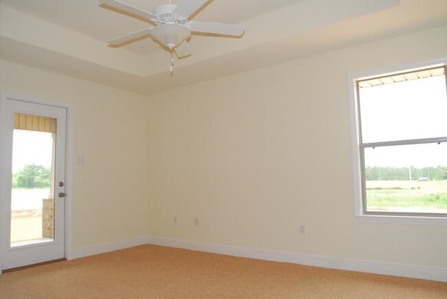 Building Photo - 17977 Restoration Cir