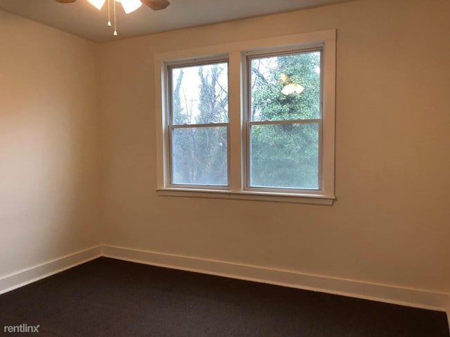 Building Photo - 1126 Gleneagle Rd