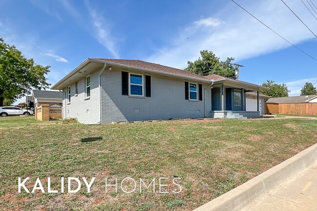 Photo - 4501 N Billen Ave House