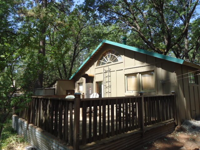 Foto del edificio - 8868 Cohasset Rd