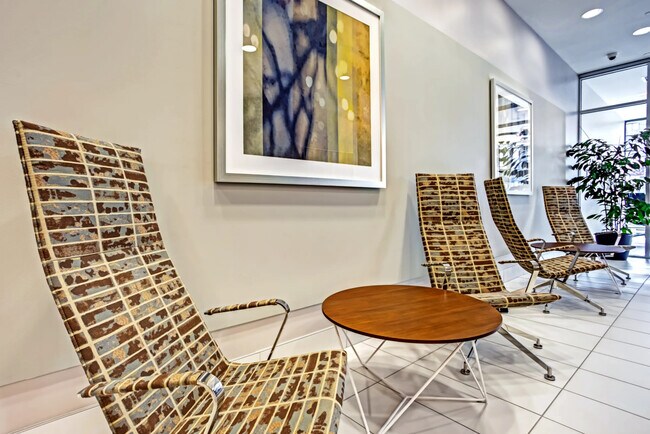 Foto del edificio - 2554 N Clark St