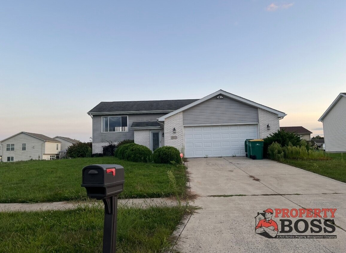 Foto principal - 3023 W 63rd Ln