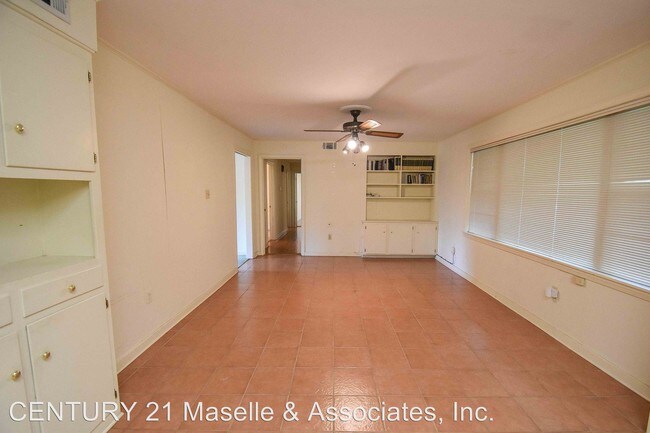 Building Photo - 3 br, 2 bath House - 1633 Meadowbrook Road