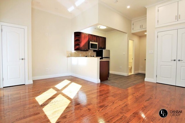 Building Photo - 144 West 92nd Street